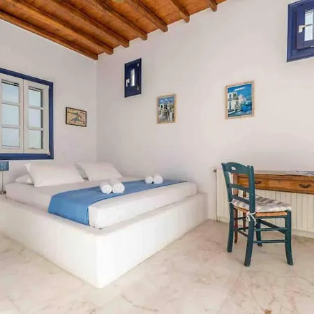 Laziza Villa *